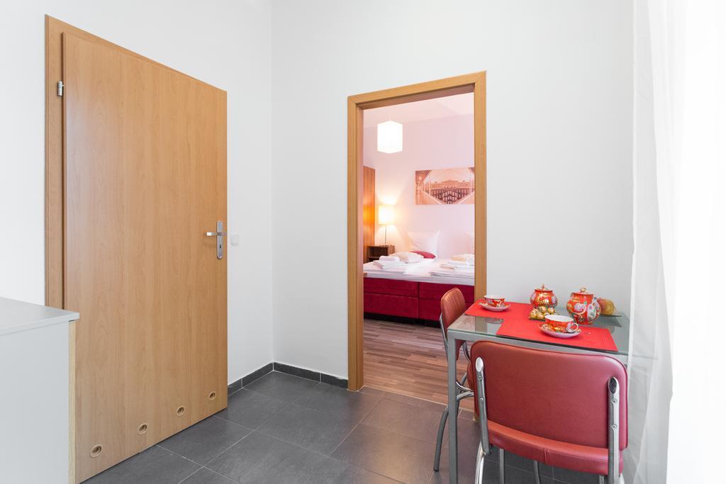 Margareten Long Stay Apartments Wina Bagian luar foto